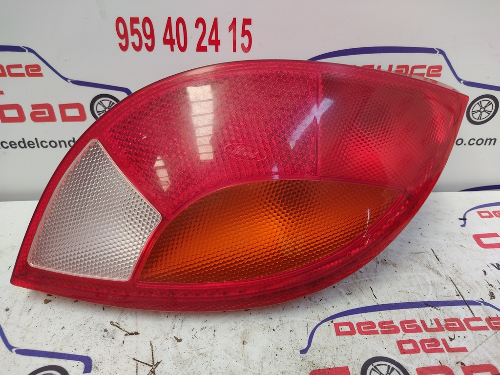 PILOTO TRASERO DERECHO