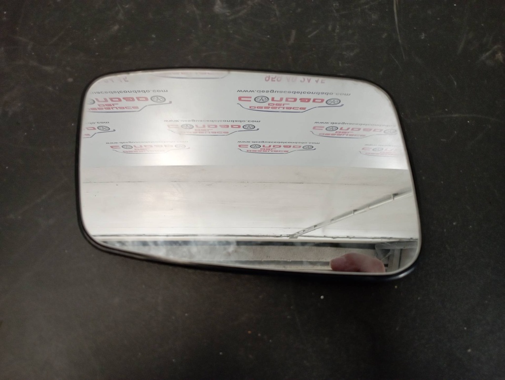 CRISTAL RETROVISOR DERECHO