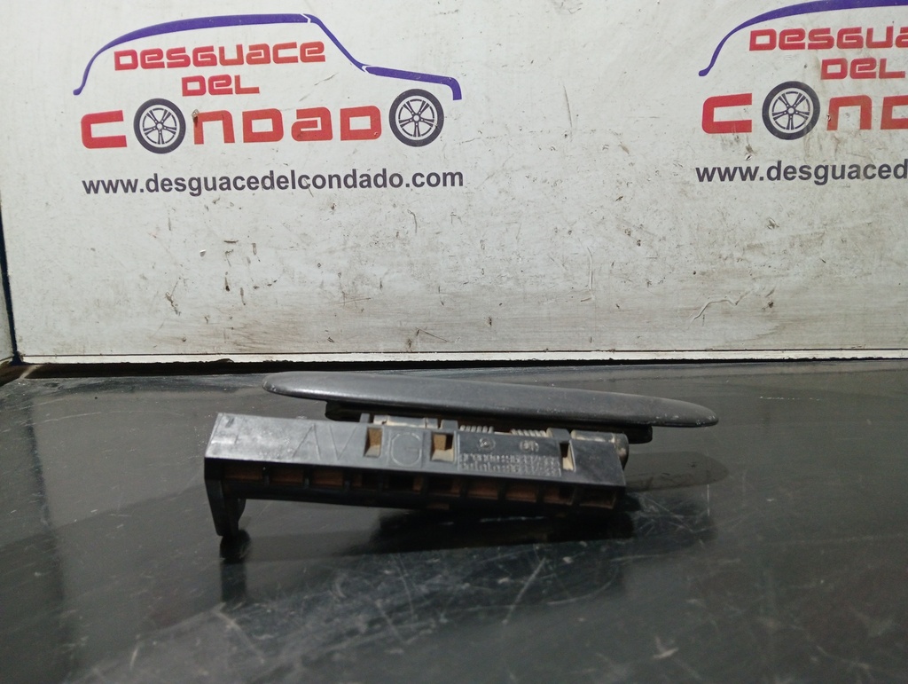 MANETA EXTERIOR DELANTERA IZQUIERDA