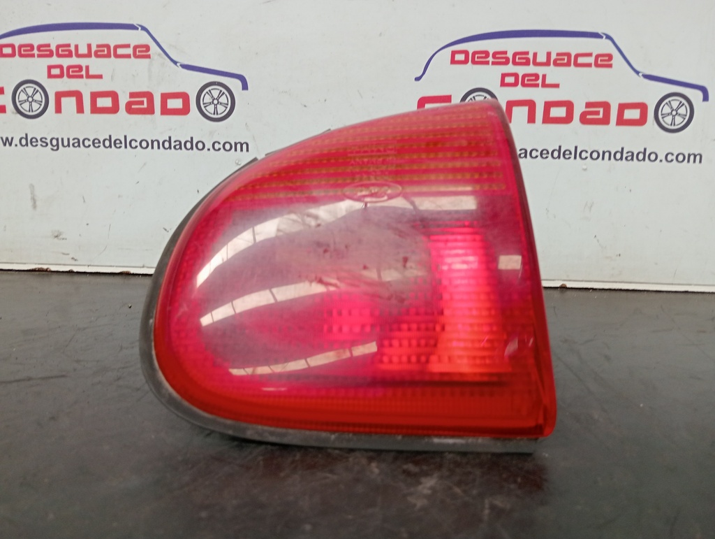 PILOTO TRASERO IZQUIERDO INTERIOR