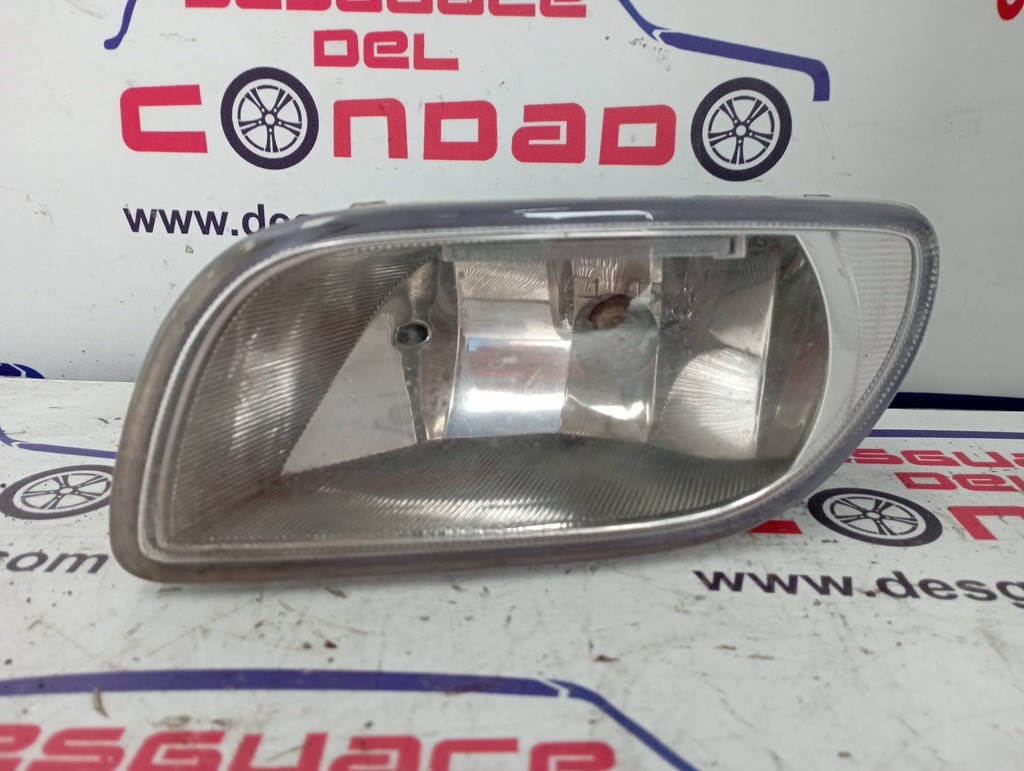 FARO ANTINIEBLA IZQUIERDO