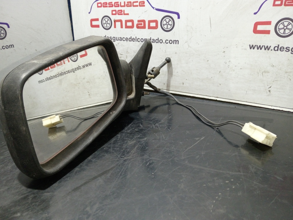 RETROVISOR IZQUIERDO
