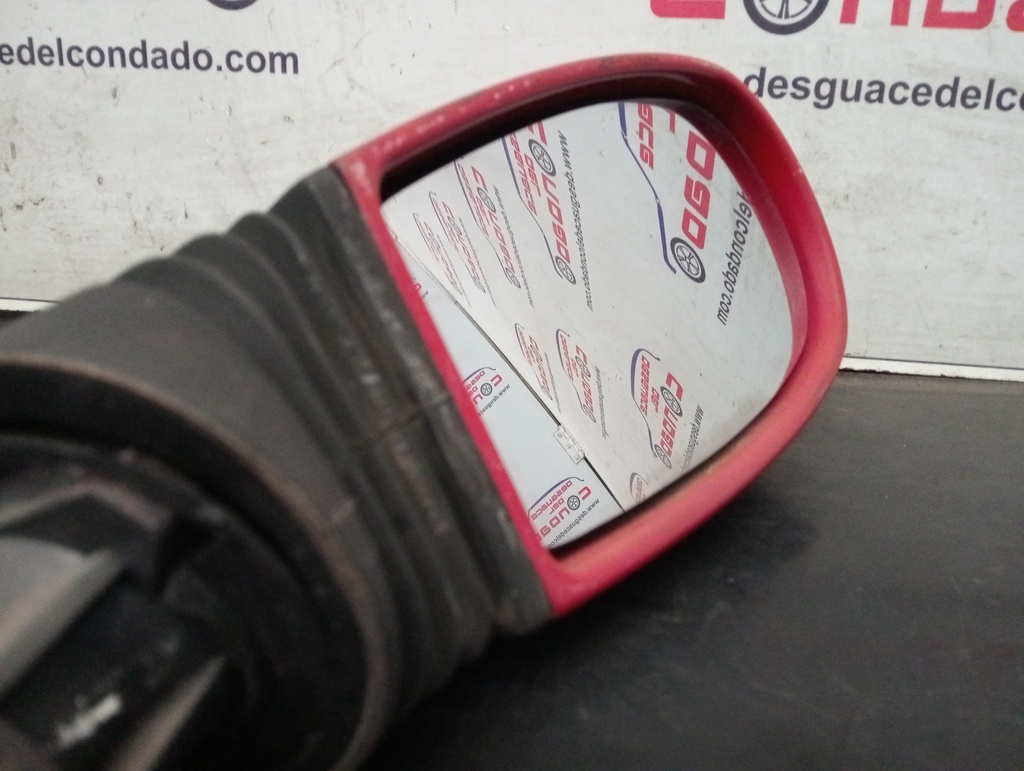 RETROVISOR DERECHO