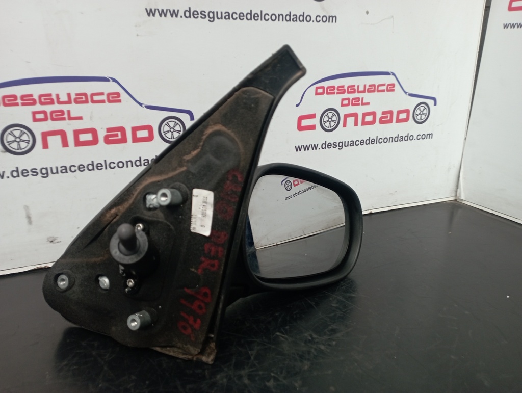 RETROVISOR DERECHO