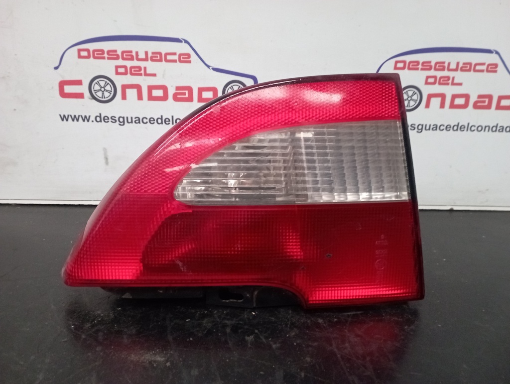 PILOTO TRASERO IZQUIERDO INTERIOR