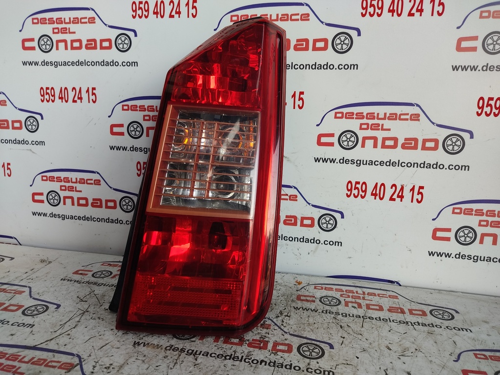 PILOTO TRASERO DERECHO