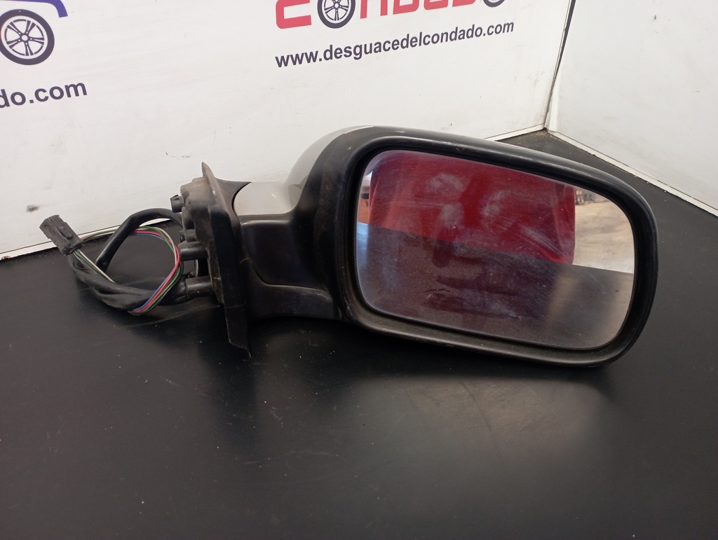 RETROVISOR DERECHO