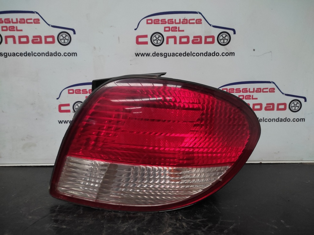 PILOTO TRASERO DERECHO