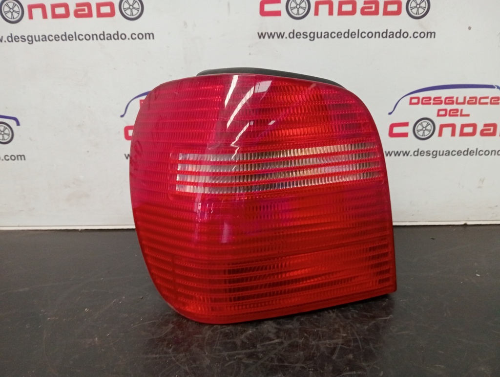 PILOTO TRASERO IZQUIERDO