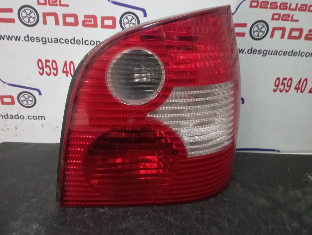 PILOTO TRASERO DERECHO