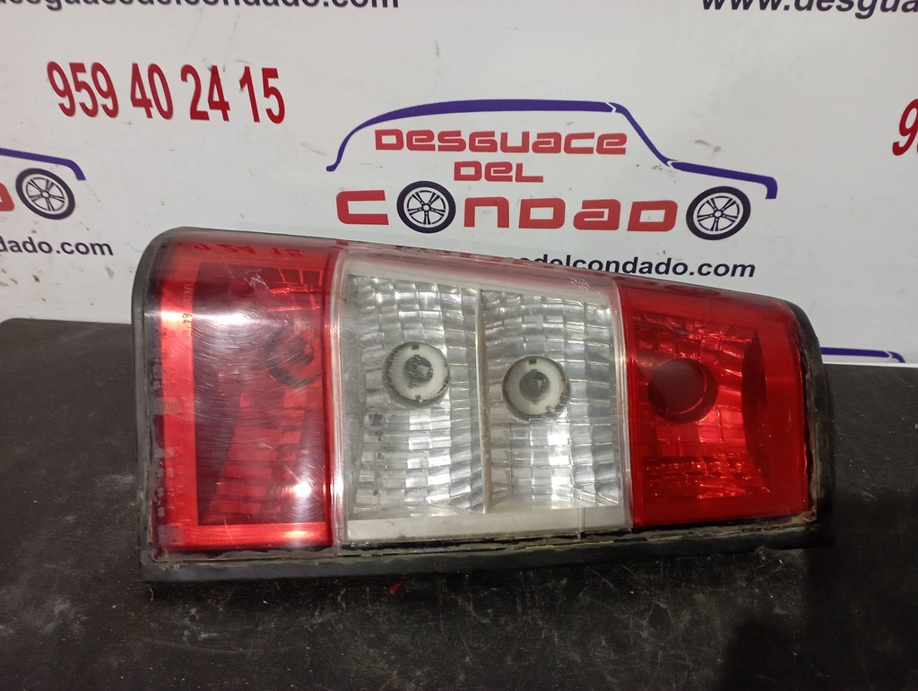 PILOTO TRASERO IZQUIERDO