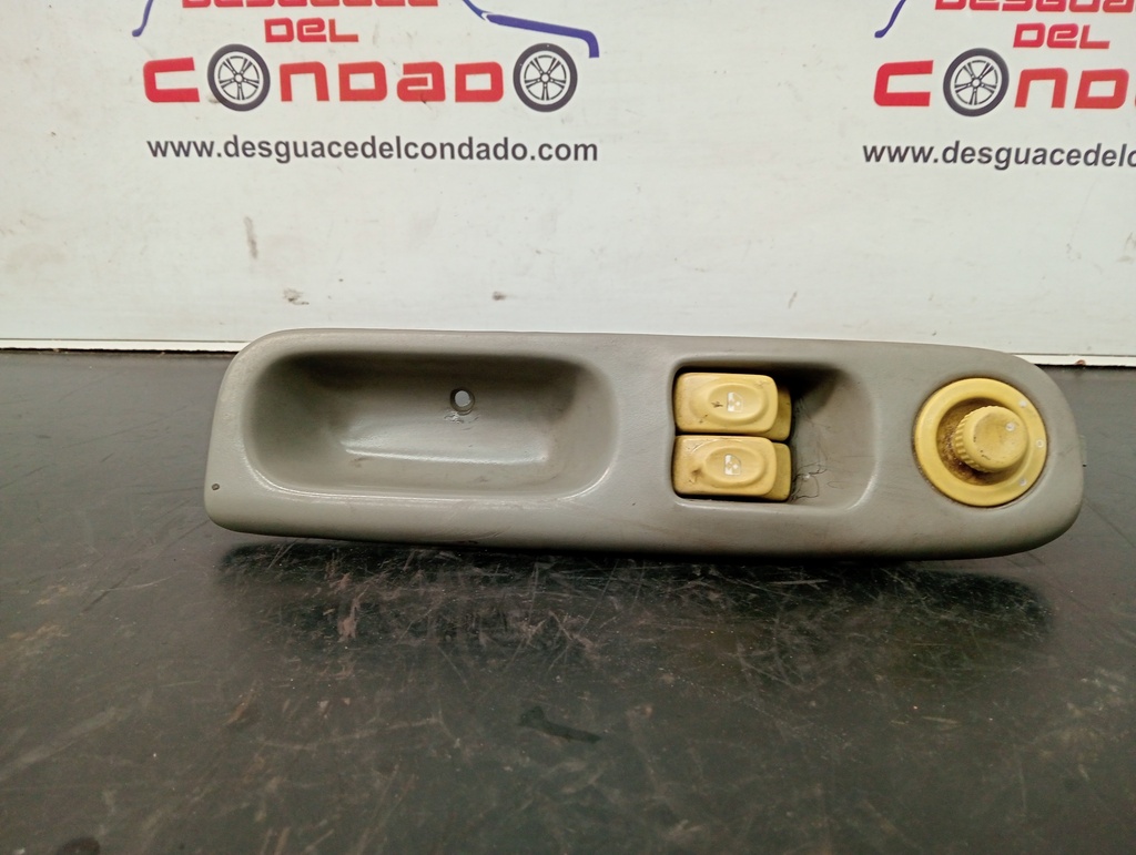 MANDO ELEVALUNAS DELANTERO IZQUIERDO