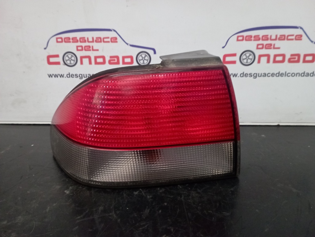 PILOTO TRASERO IZQUIERDO