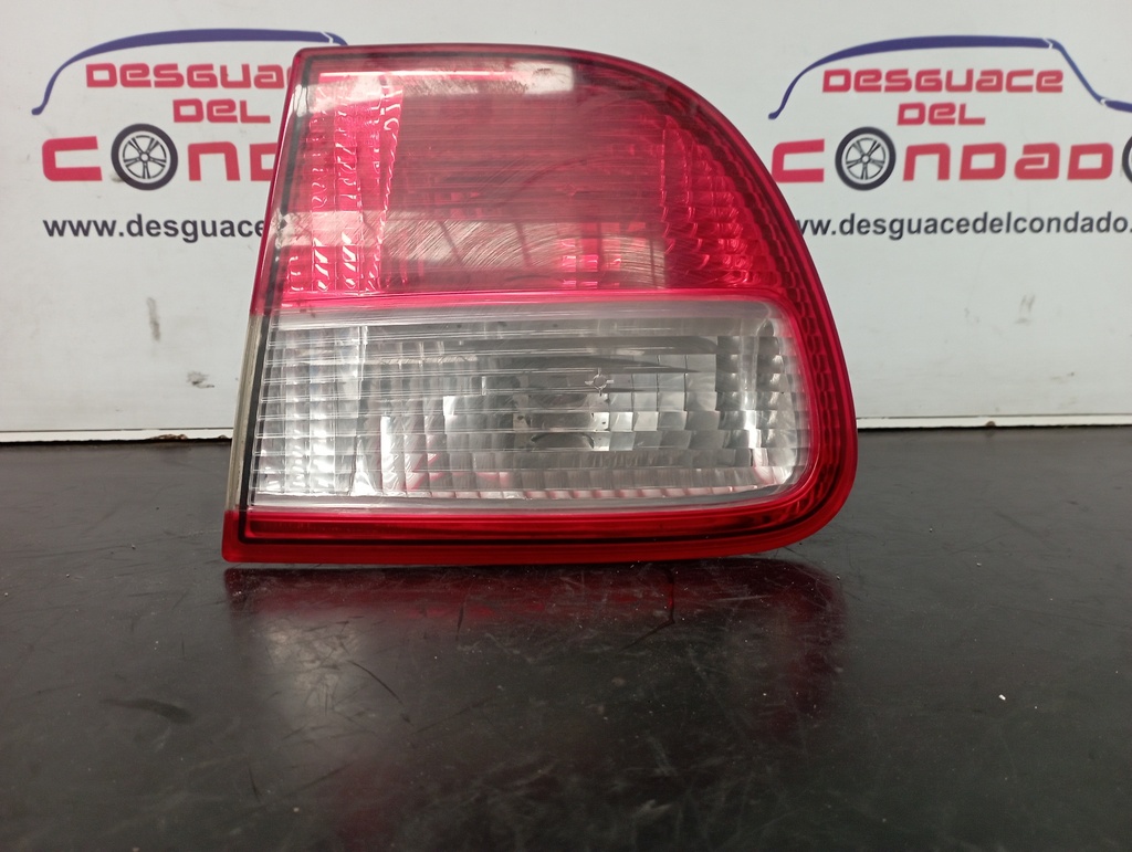 PILOTO TRASERO DERECHO INTERIOR