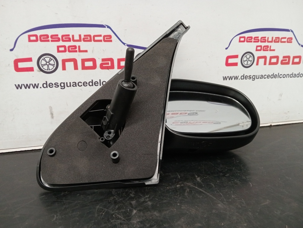 RETROVISOR DERECHO