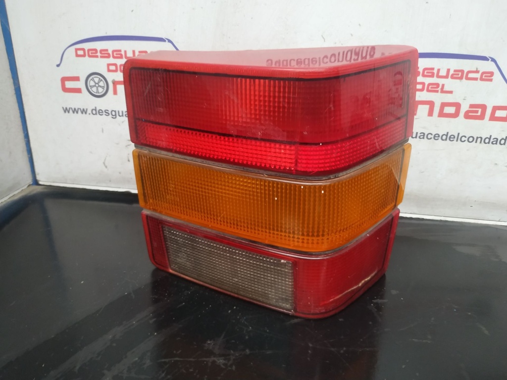 PILOTO TRASERO DERECHO