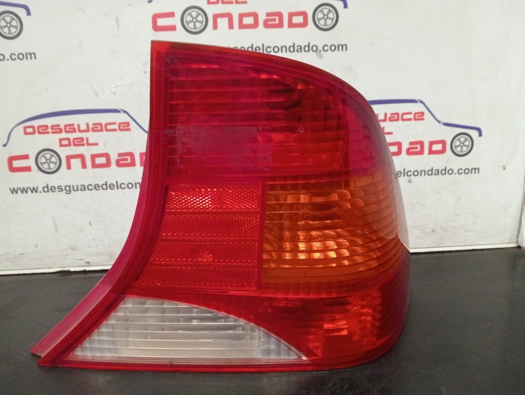 PILOTO TRASERO DERECHO