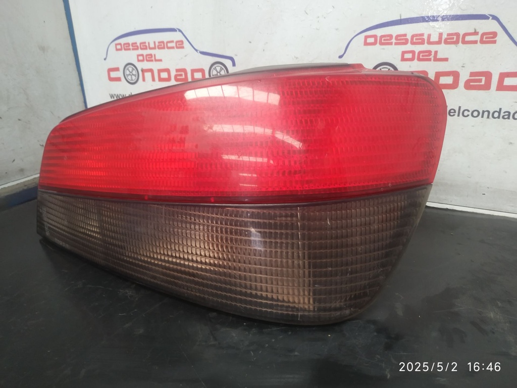 PILOTO TRASERO DERECHO