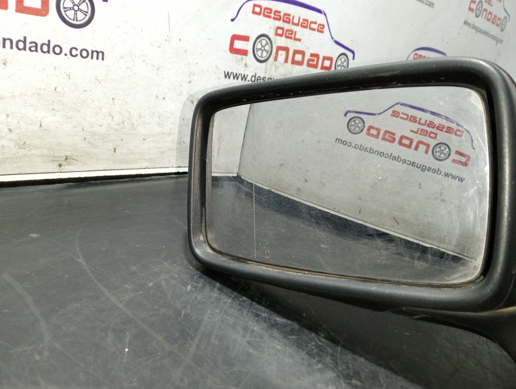 RETROVISOR IZQUIERDO