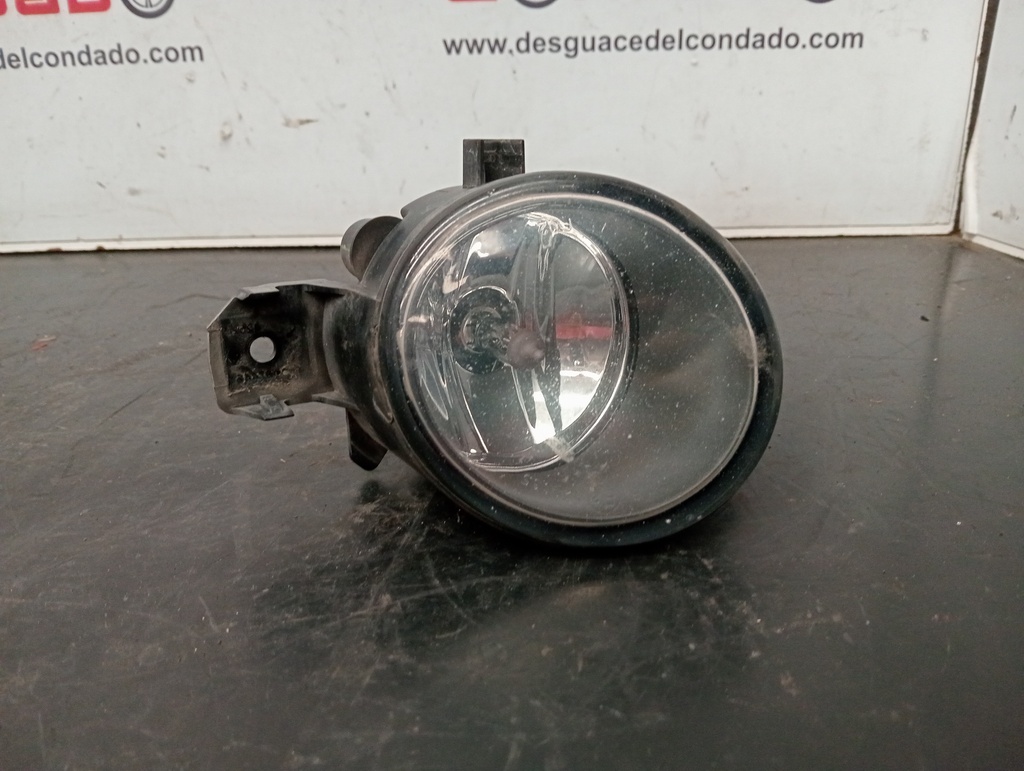 FARO ANTINIEBLA IZQUIERDO