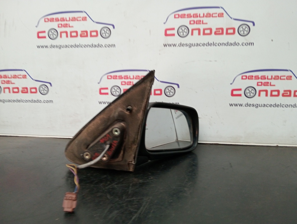 RETROVISOR DERECHO