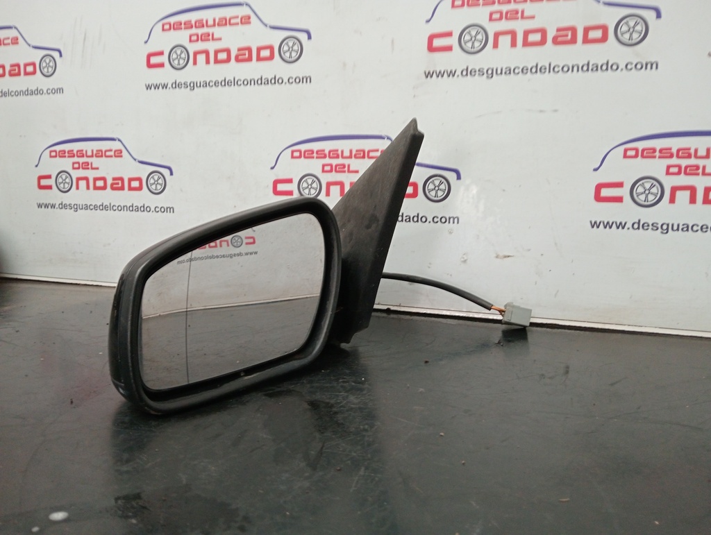 RETROVISOR IZQUIERDO