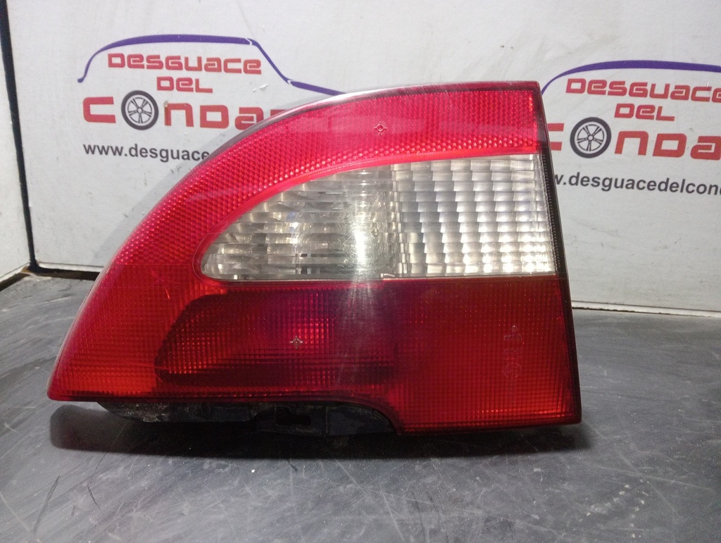 PILOTO TRASERO IZQUIERDO INTERIOR