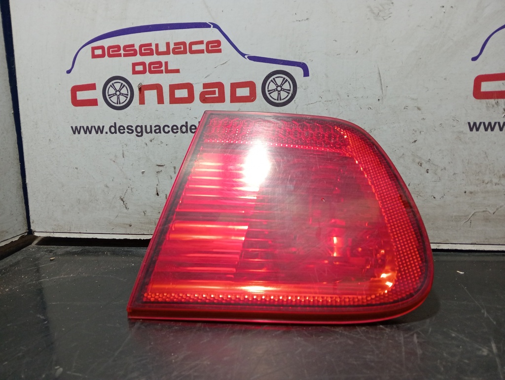 PILOTO TRASERO DERECHO INTERIOR