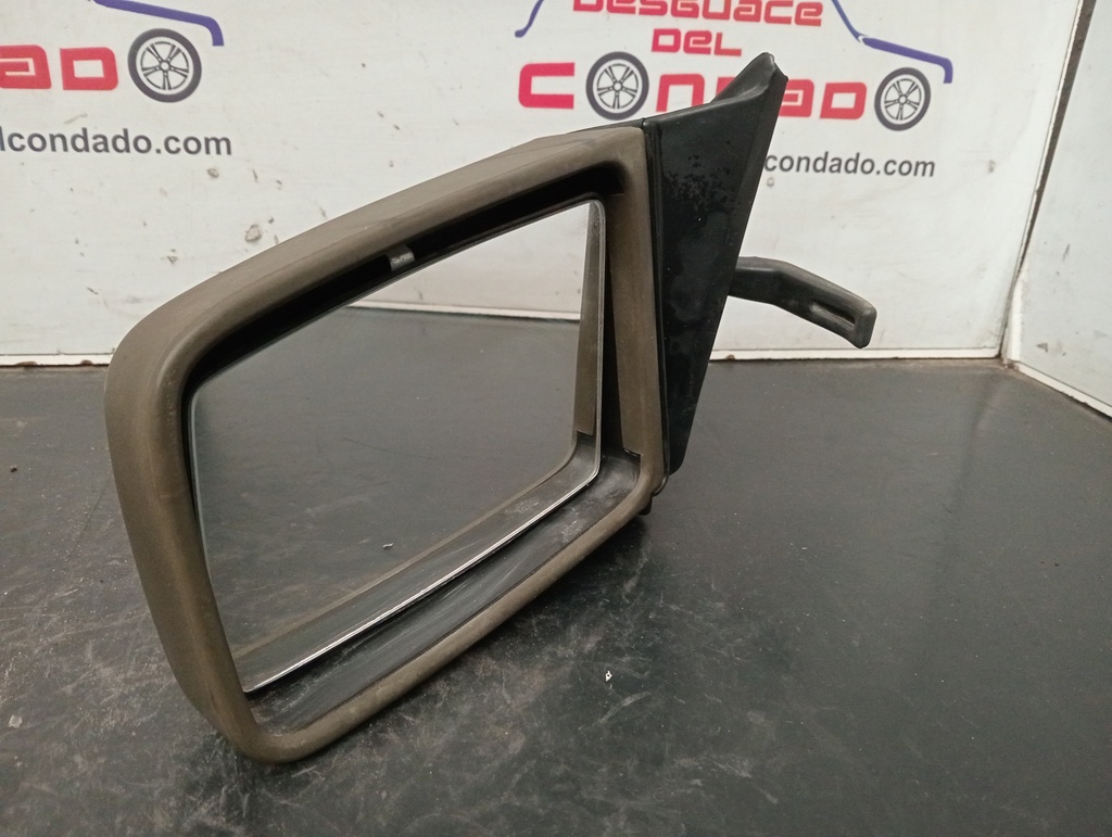 RETROVISOR IZQUIERDO