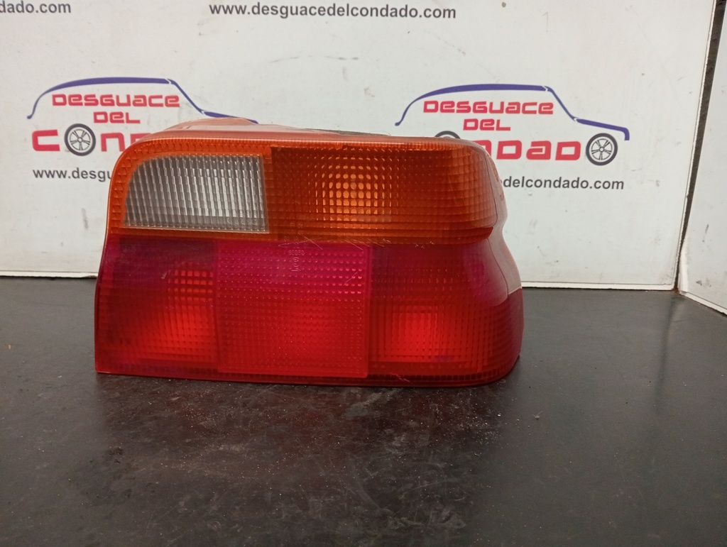 PILOTO TRASERO DERECHO