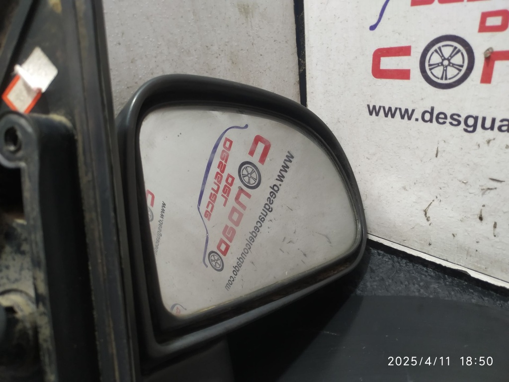 RETROVISOR DERECHO