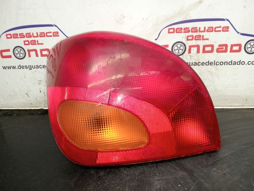 PILOTO TRASERO IZQUIERDO