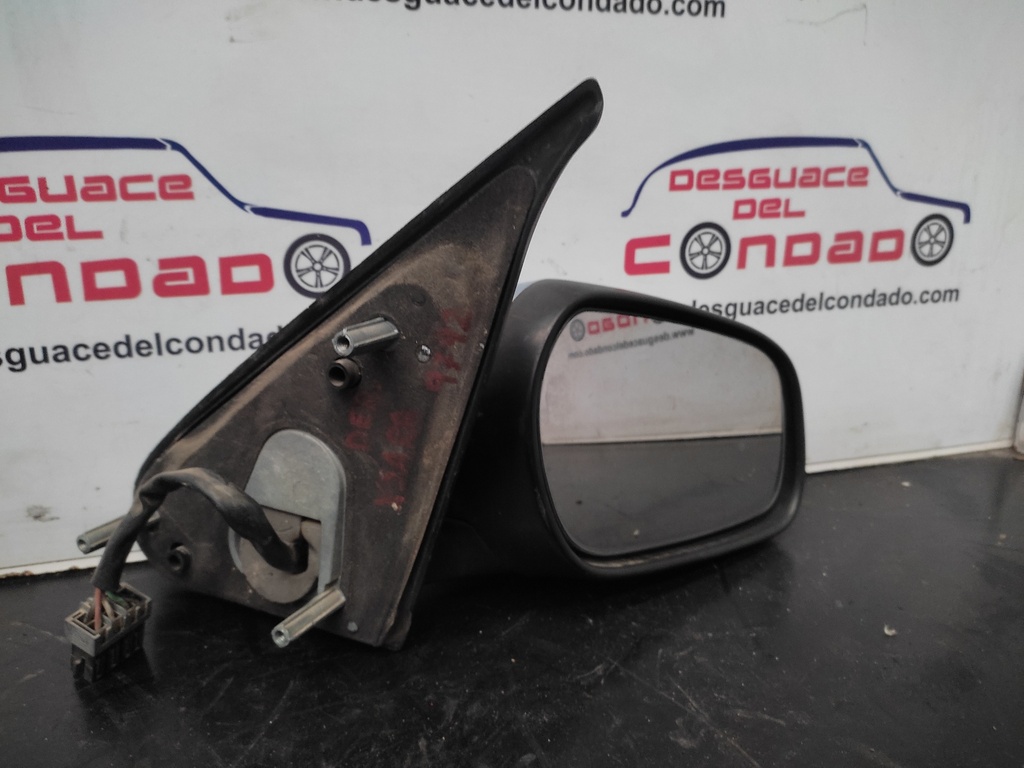 RETROVISOR DERECHO