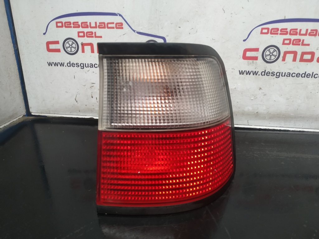 PILOTO TRASERO DERECHO
