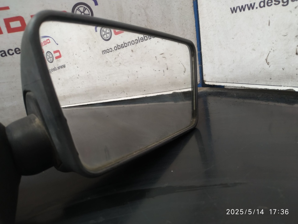 RETROVISOR DERECHO
