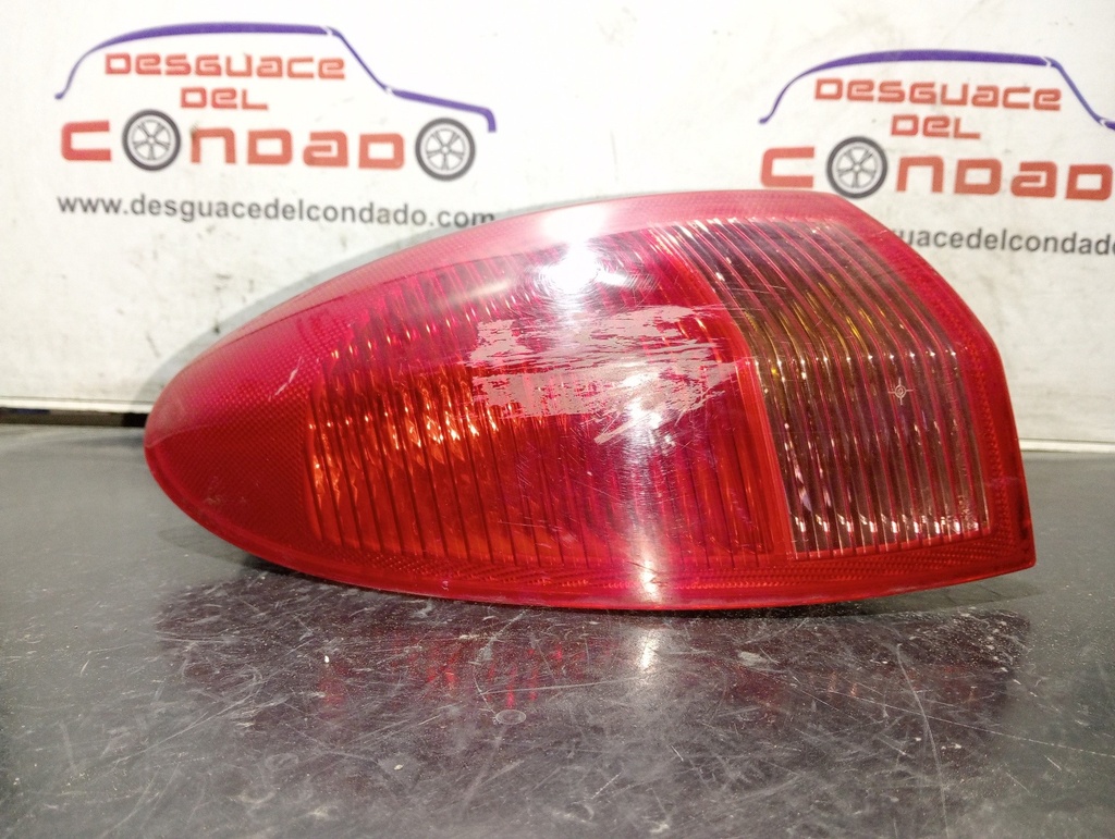 PILOTO TRASERO IZQUIERDO