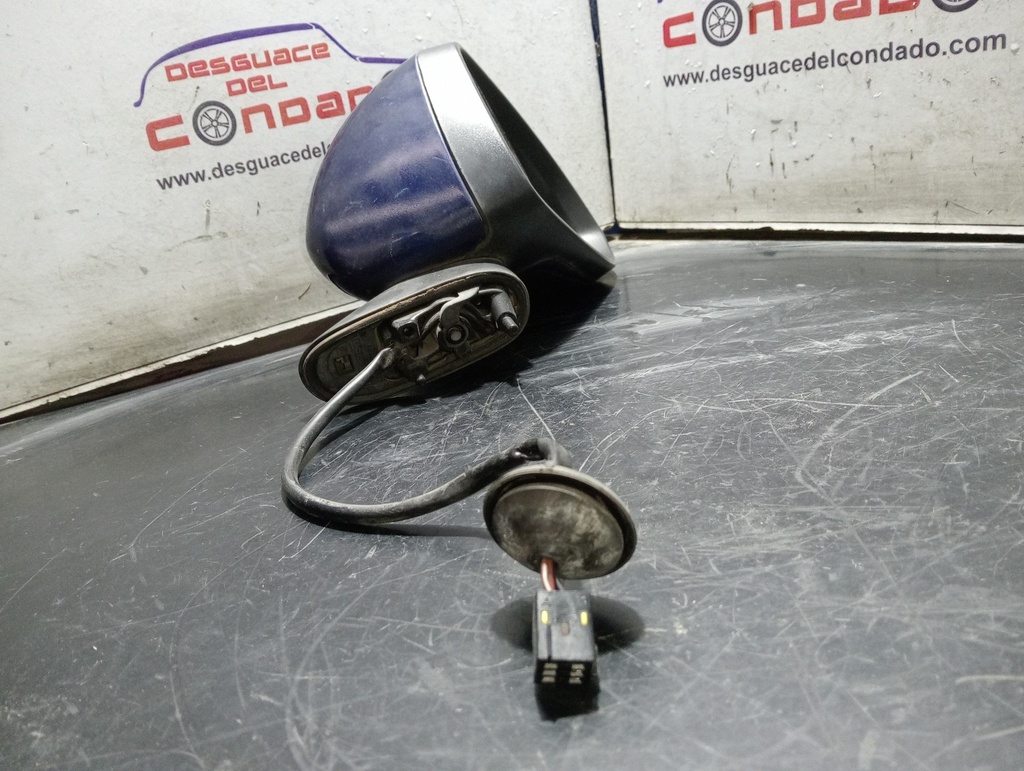 RETROVISOR DERECHO