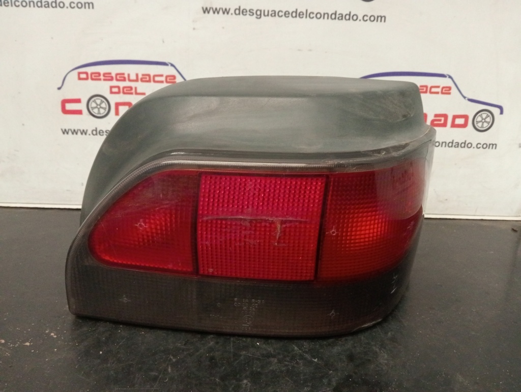 PILOTO TRASERO DERECHO