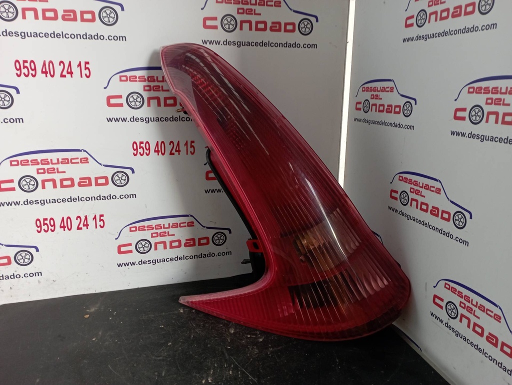 PILOTO TRASERO IZQUIERDO