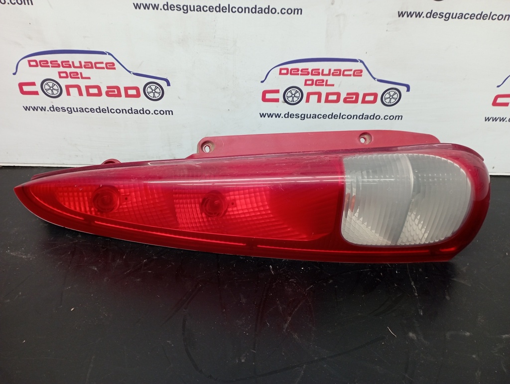 PILOTO TRASERO IZQUIERDO