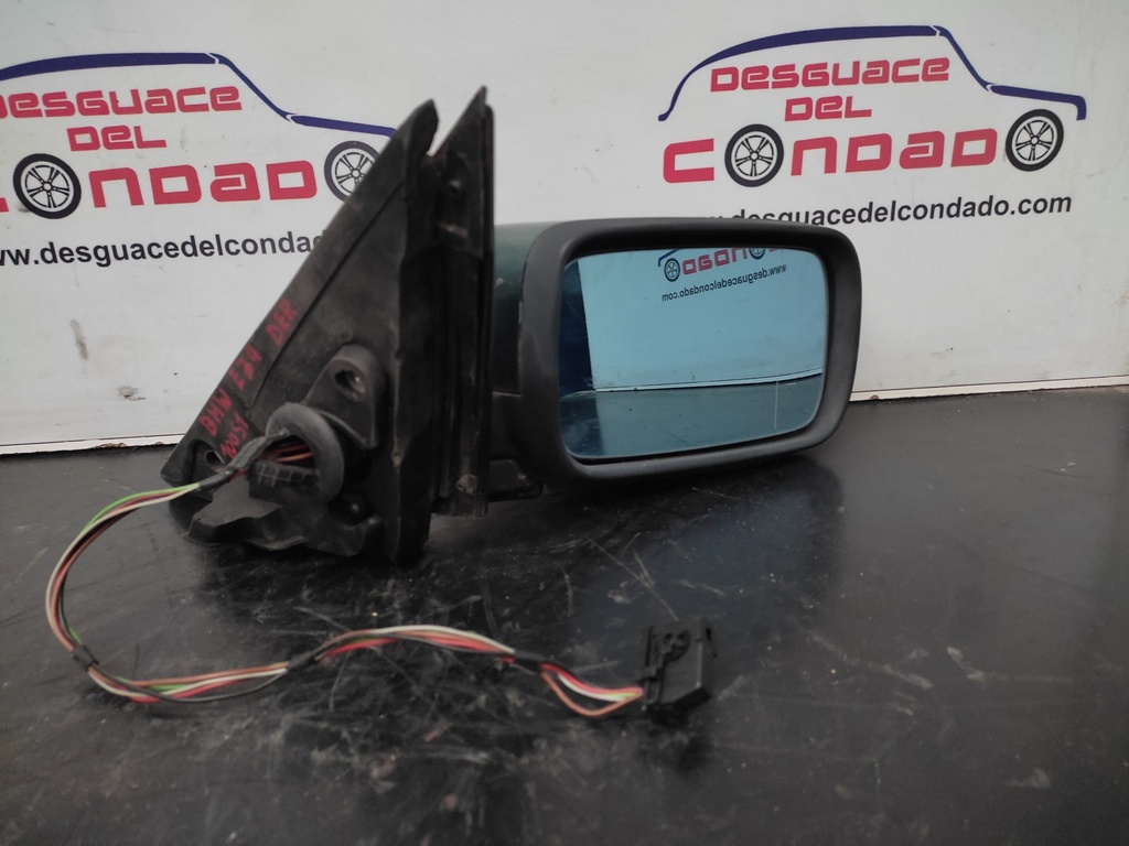 RETROVISOR DERECHO