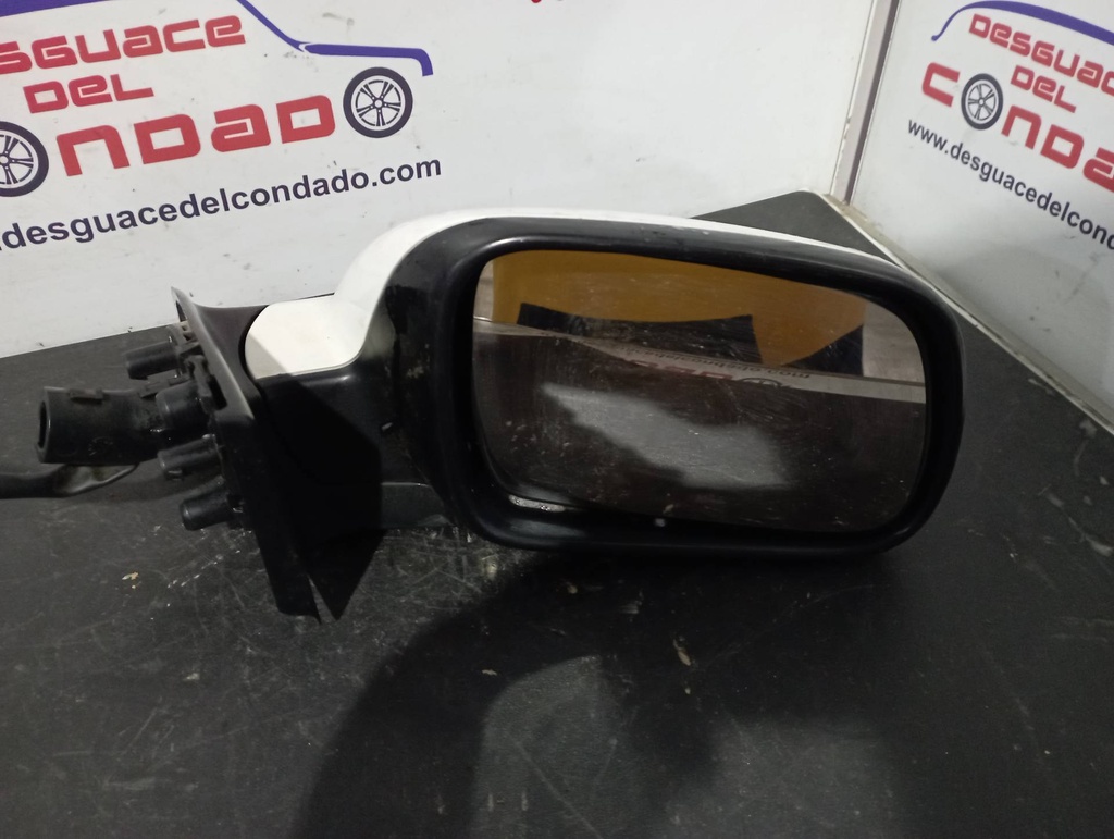 RETROVISOR DERECHO