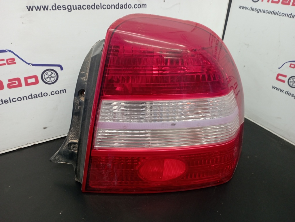 PILOTO TRASERO DERECHO