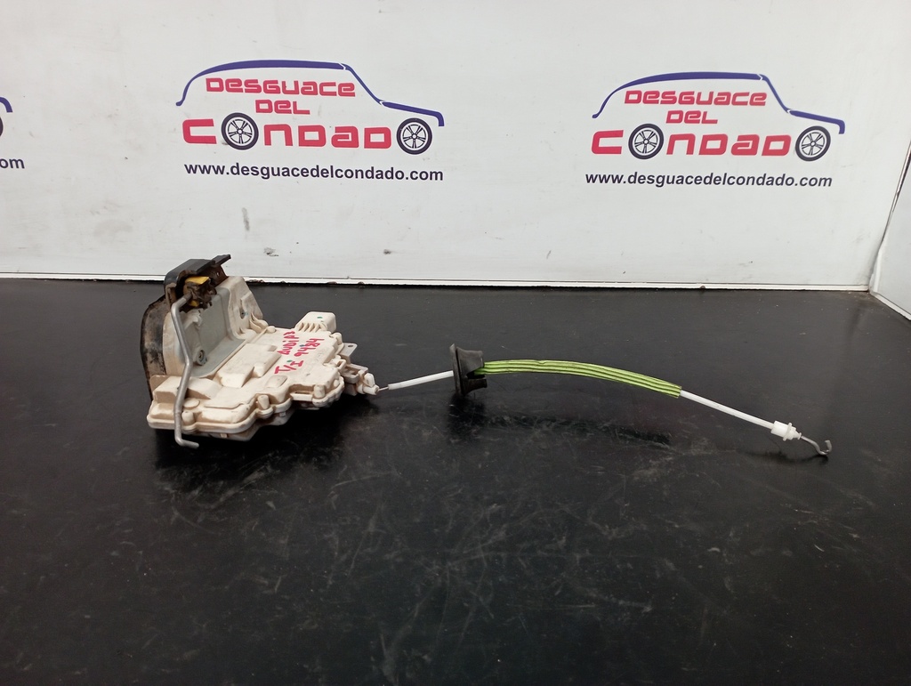 CERRADURA PUERTA TRASERA IZQUIERDA