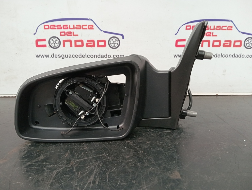 RETROVISOR IZQUIERDO