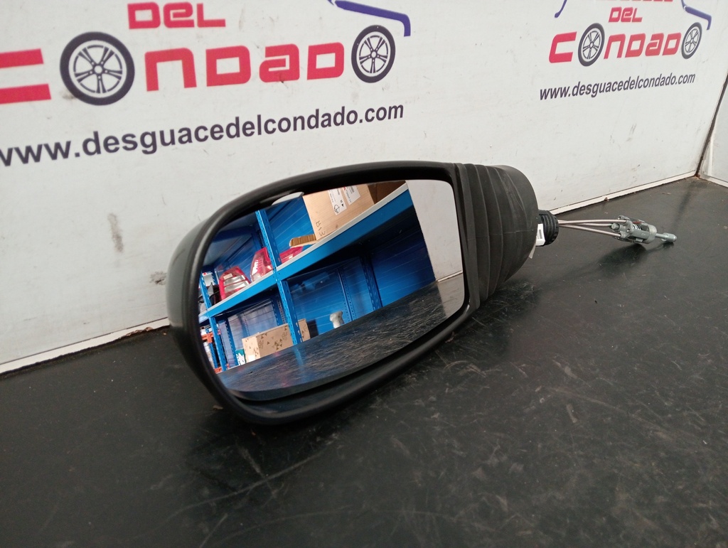 RETROVISOR IZQUIERDO