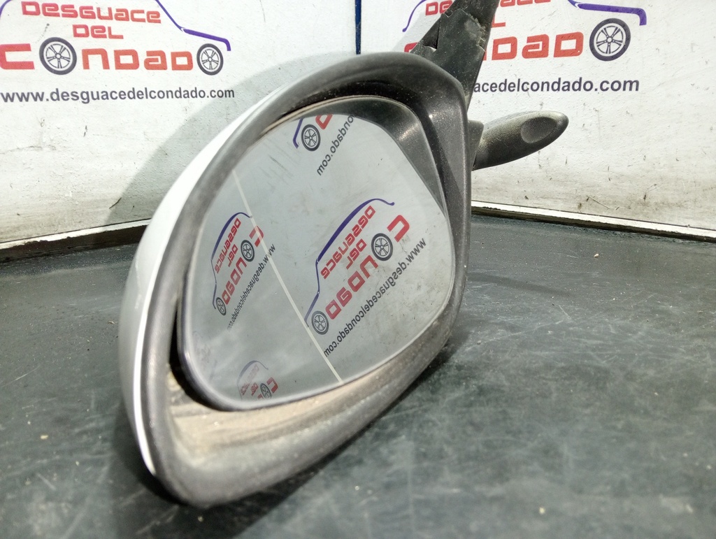 RETROVISOR IZQUIERDO