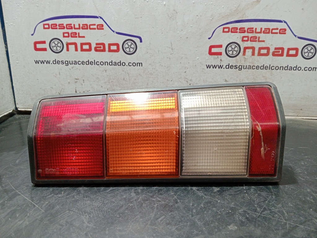 PILOTO TRASERO DERECHO