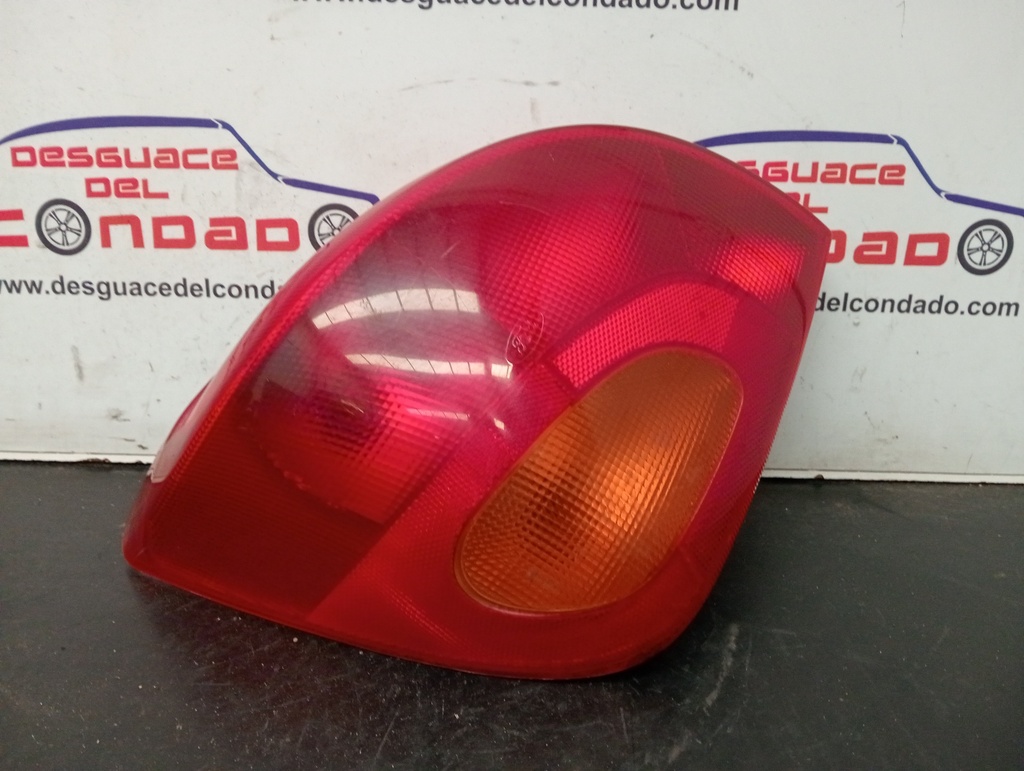 PILOTO TRASERO IZQUIERDO