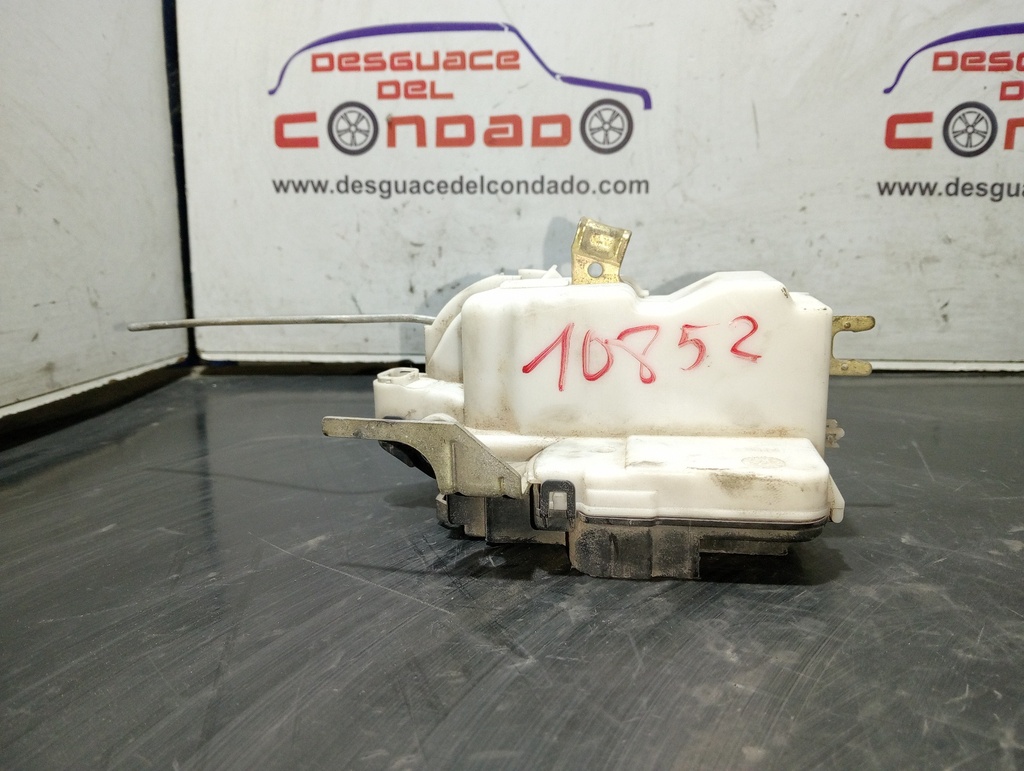 CERRADURA PUERTA DELANTERA DERECHA